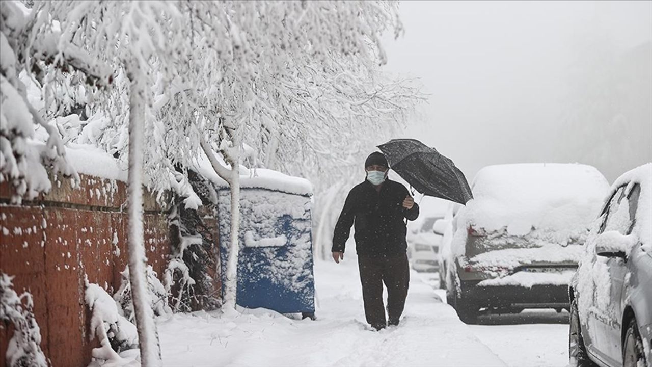 Kar yağışı sonunda geliyor! Uzmanlar İstanbul, Ankara başta olmak üzere tarih verildi…