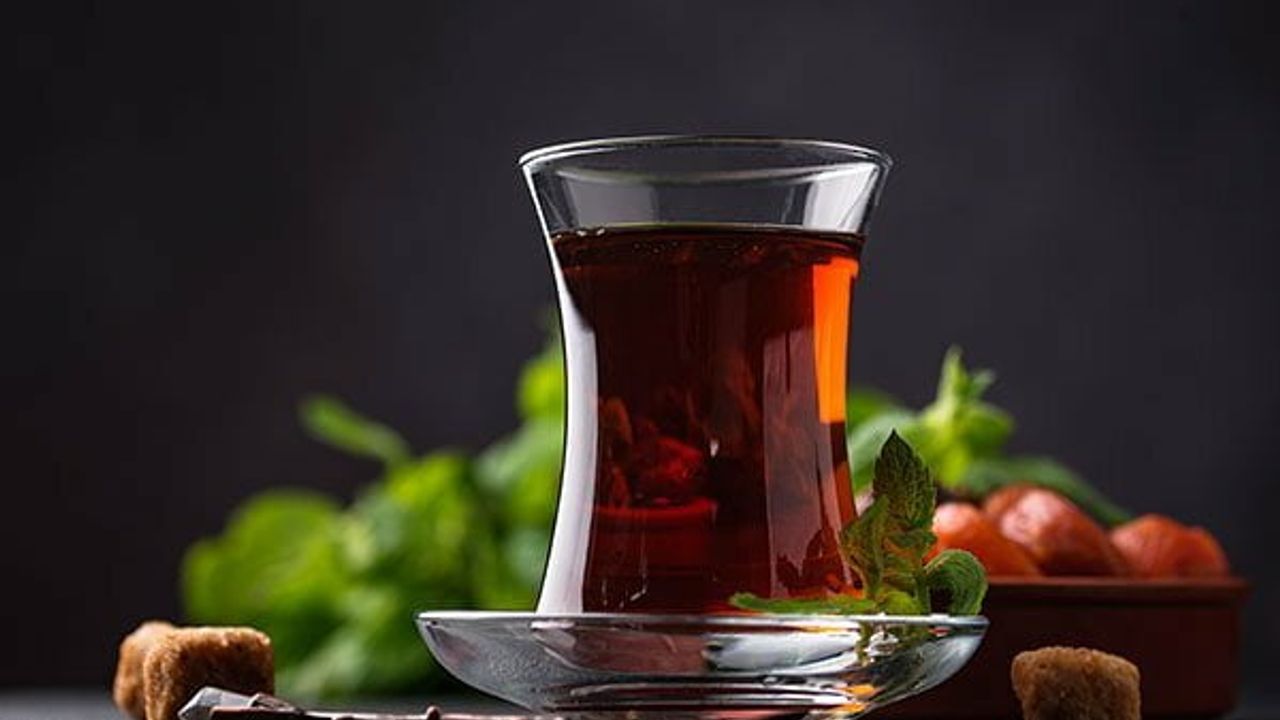Canan Karatay çay konusunda haklı çıktı: Çayı böyle içerseniz zehirliyor…