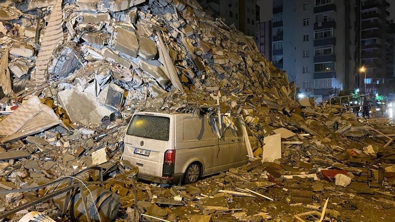 Kahramanmaraş’ta 7.4 şiddetinde ki deprem sonrası ilk açıklamalar geldi!