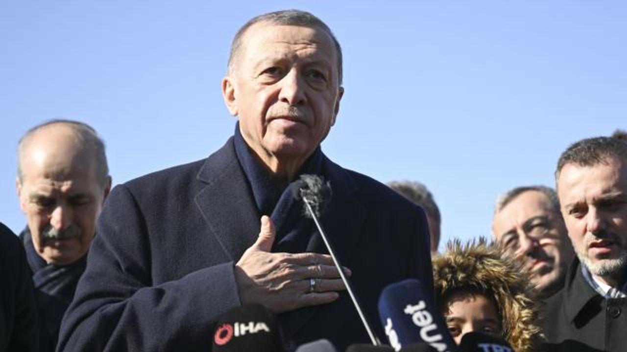 Deprem bölgesinde incelemelerde bulunan Cumhurbaşkanı Erdoğan'dan son dakika açıklaması