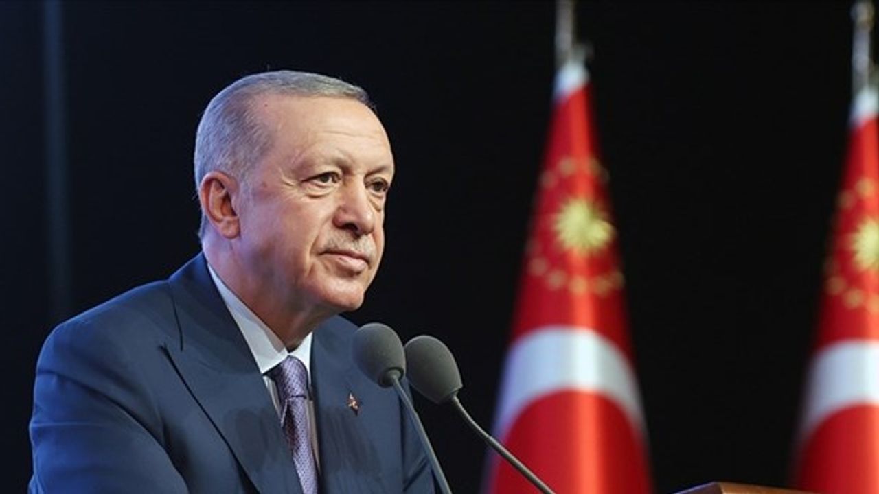 Cumhurbaşkanı Erdoğan seçimlerin yenilenmesi kararını imzaladı