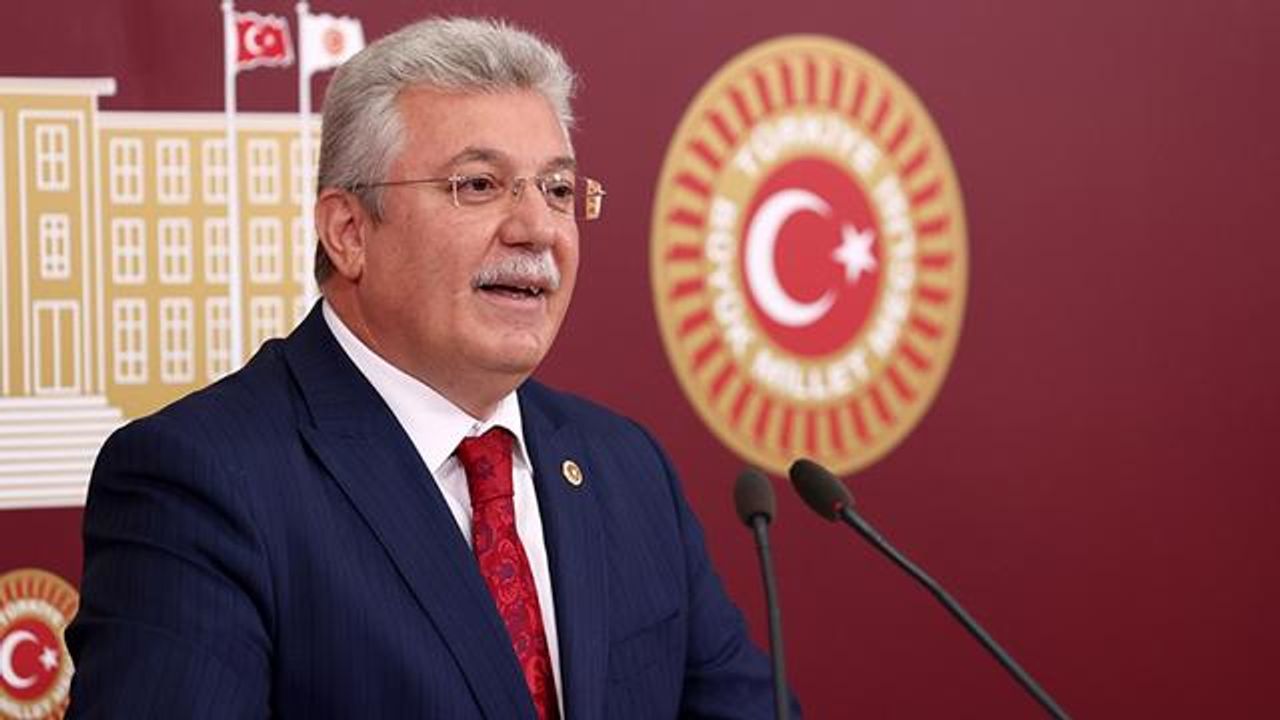 Emekli maaşına yapılan son zam ne zaman yasallaşıyor? AK Parti'li Emin Akbaşoğlu tarihi verdi