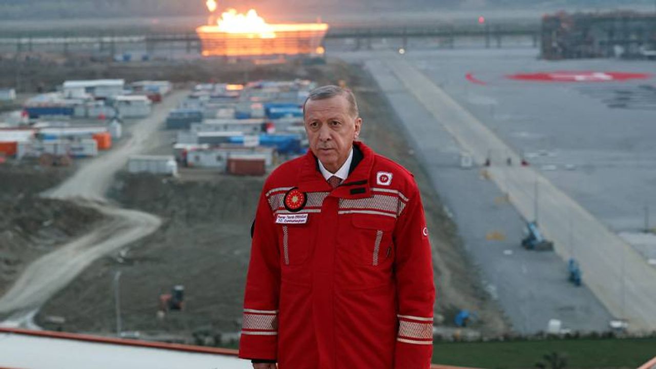 Cumhurbaşkanı Erdoğan: Vatandaşlarımızın evlerindeki kullandıkları doğal gazı 1 yıl süreyle ücretsiz veriyoruz
