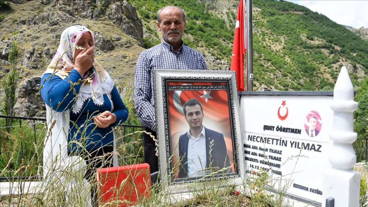 Şehit Necmettin öğretmenin babası Hamit Yılmaz: PKK ile yol yürüyenlerle yolumuz olmaz