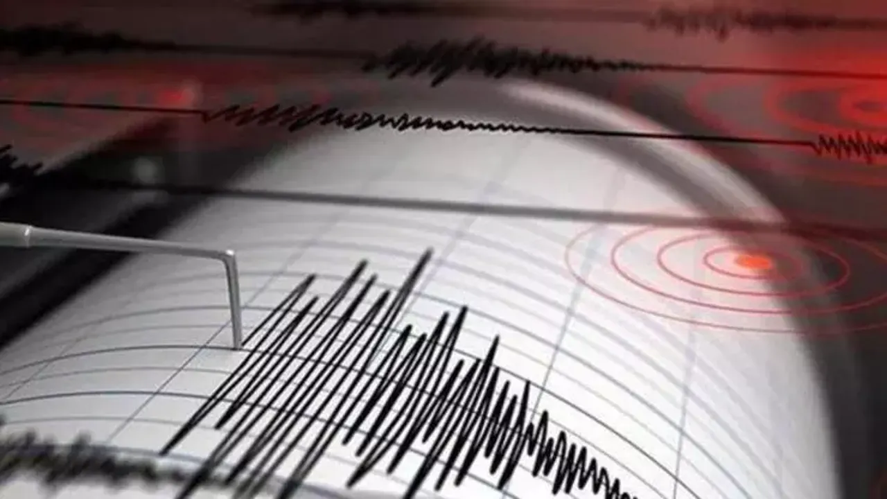 Son Dakika! Malatya Yeşilyurt'ta 5.0 büyüklüğünde deprem meydana geldi! Çevre illerden de hissedildi