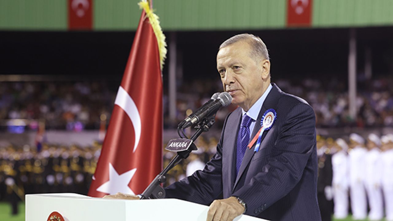 Cumhurbaşkanı Erdoğan: "Ya Teslim Olacaklar Ya da Devletin Demir Yumruğu Altında Ezilecekler"