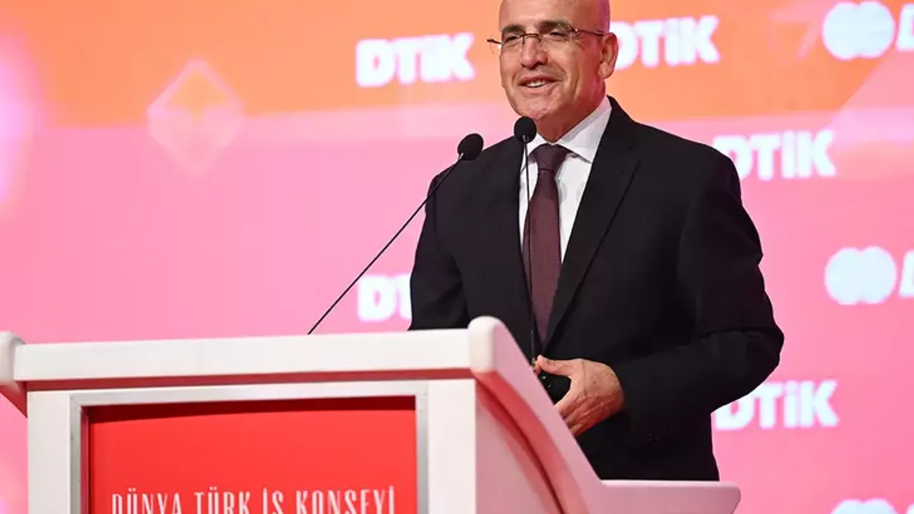 Sıkılaşma kararı neden alındı? Bakan Mehmet Şimşek’ten kredi ve dolar kuru açıklaması