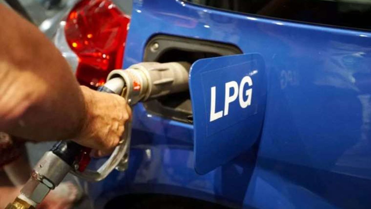 LPG'ye Zam Geldi! İşte 4 Eylül 2023 Güncel Benzin ve Motorin Fiyatları