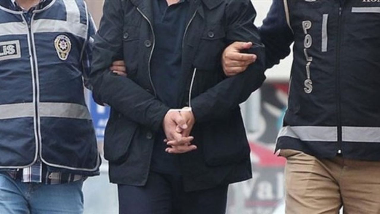 Trabzonspor formalı çocuğun yüzüne biber gazı sıkan kişi tutuklandı