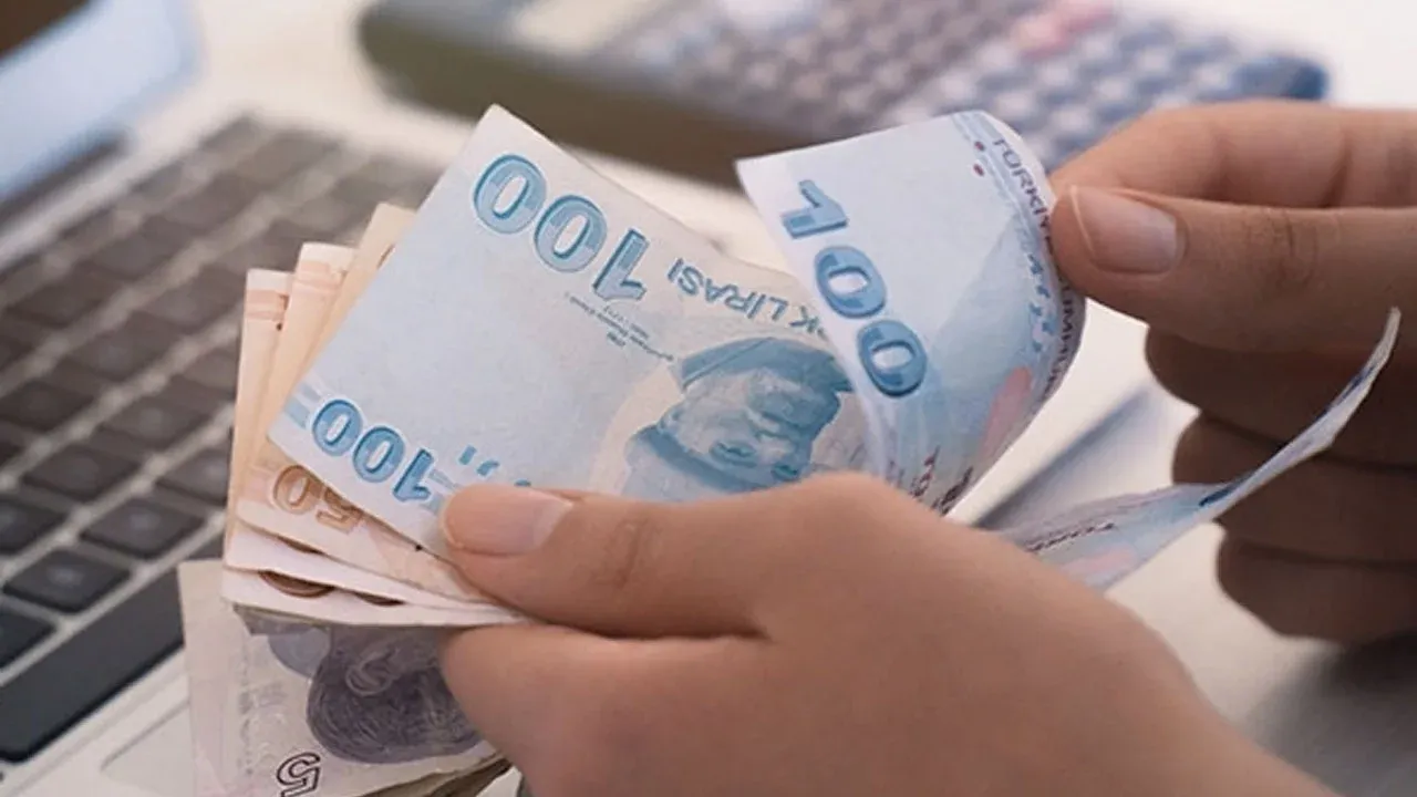 Emekli maaşlarına martta 4 bin lira seyyanen zam yapılacak iddiası