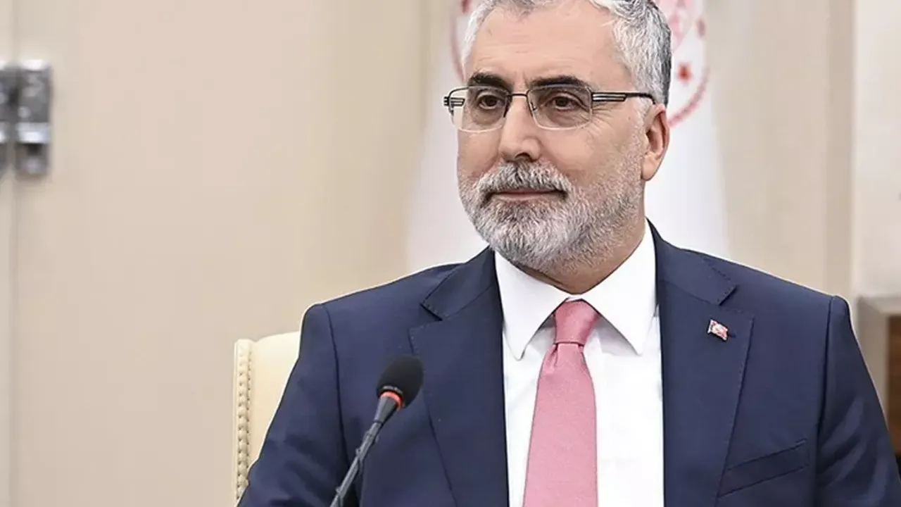 Bakan Işıkhan: Kamu Çalışanlarının Yıllardır Çözülemeyen Sorunlarını Çözüme Kavuşturduk