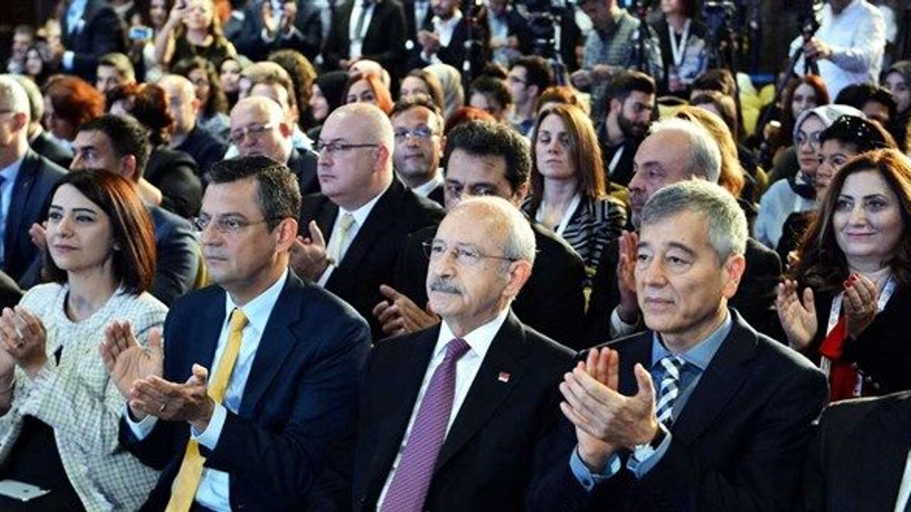CHP’de Kurultay Öncesi Hareketlilik: Özgür Özel’e Karşı Liste Hazırlığı