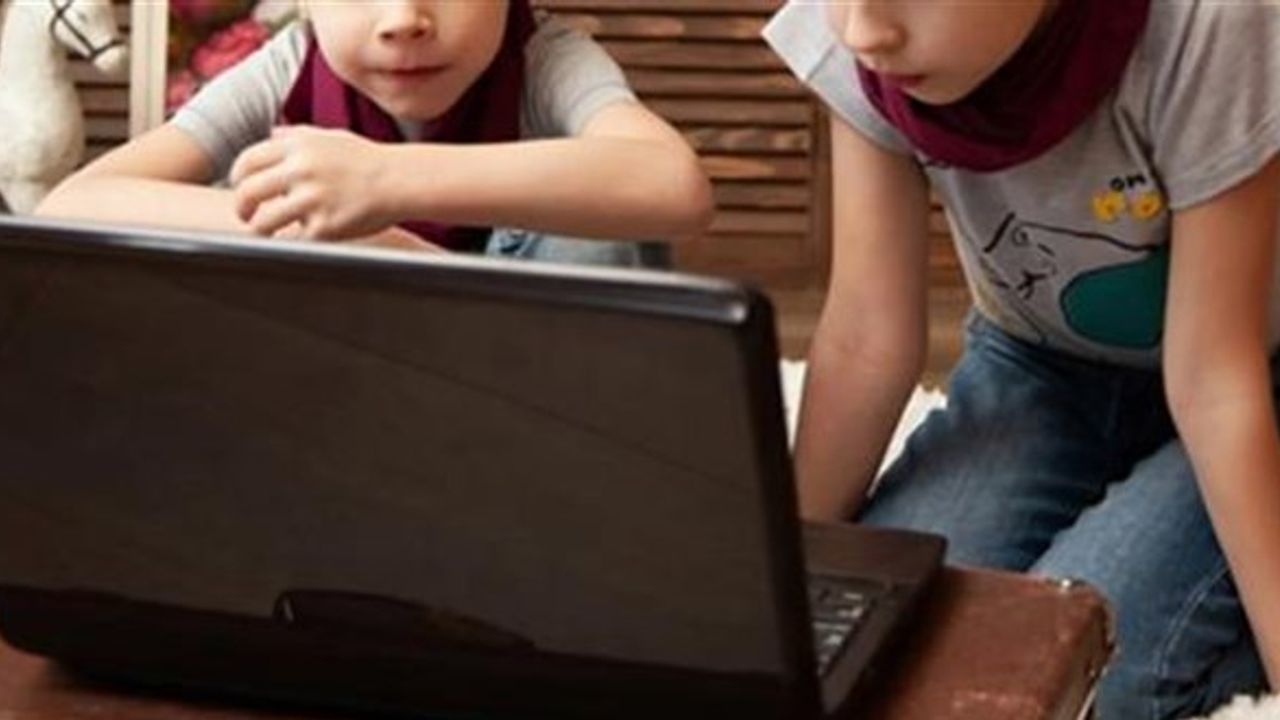 Çocukları kumara sürükleyen “ödüllü oyunlara” erişim engeli geliyor