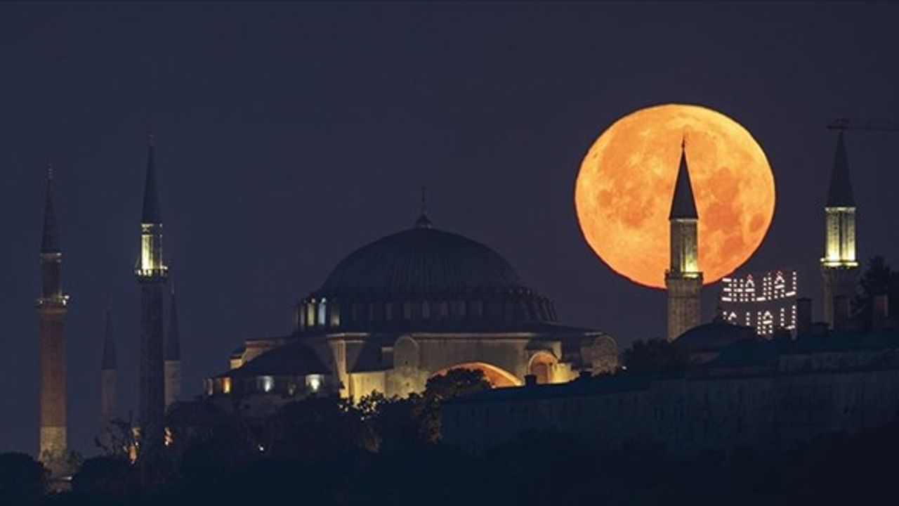 Mukaddes üç aylar bu yıl ikinci kez başlayacak