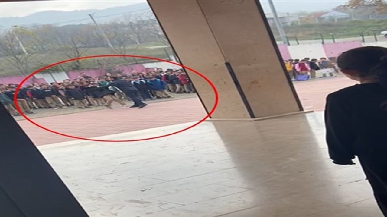 Okul Bahçesinde Müdürden Öğrenciye Şiddet İddiası: İnceleme Başlatıldı