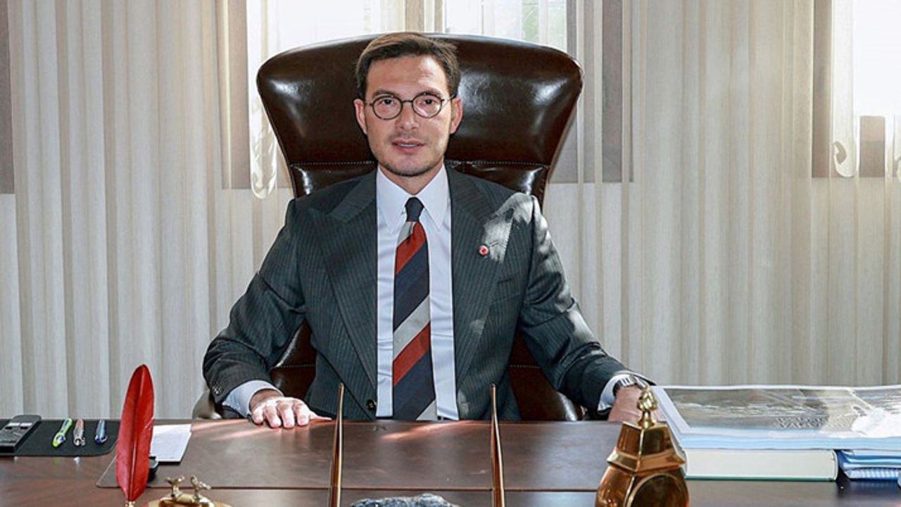 Belediye Başkanı’nın Makam Odasında Dinleme Cihazı Bulundu: 2 Şüpheli Tutuklandı