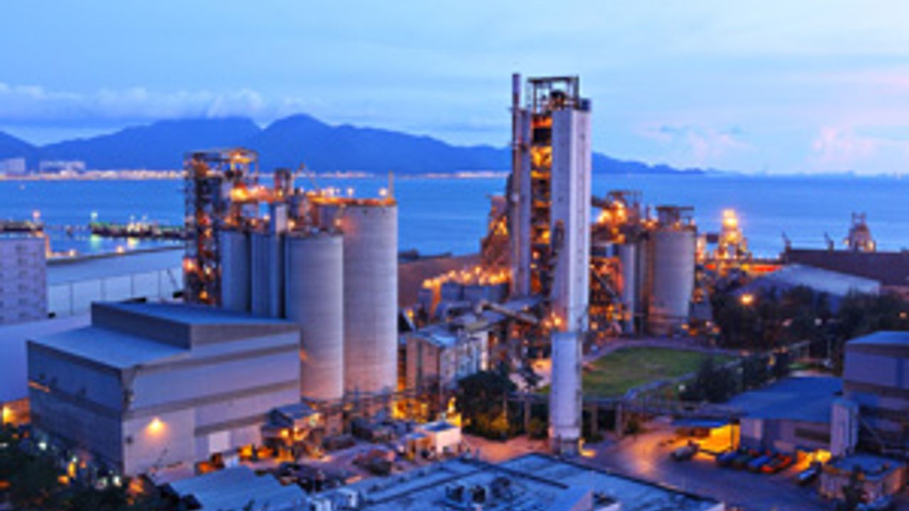 Bakan Açıkladı: 14 Şehirde Yeni Fabrikalar kurulacak, Yüz Binlerce İşçi İstihdamı olacak