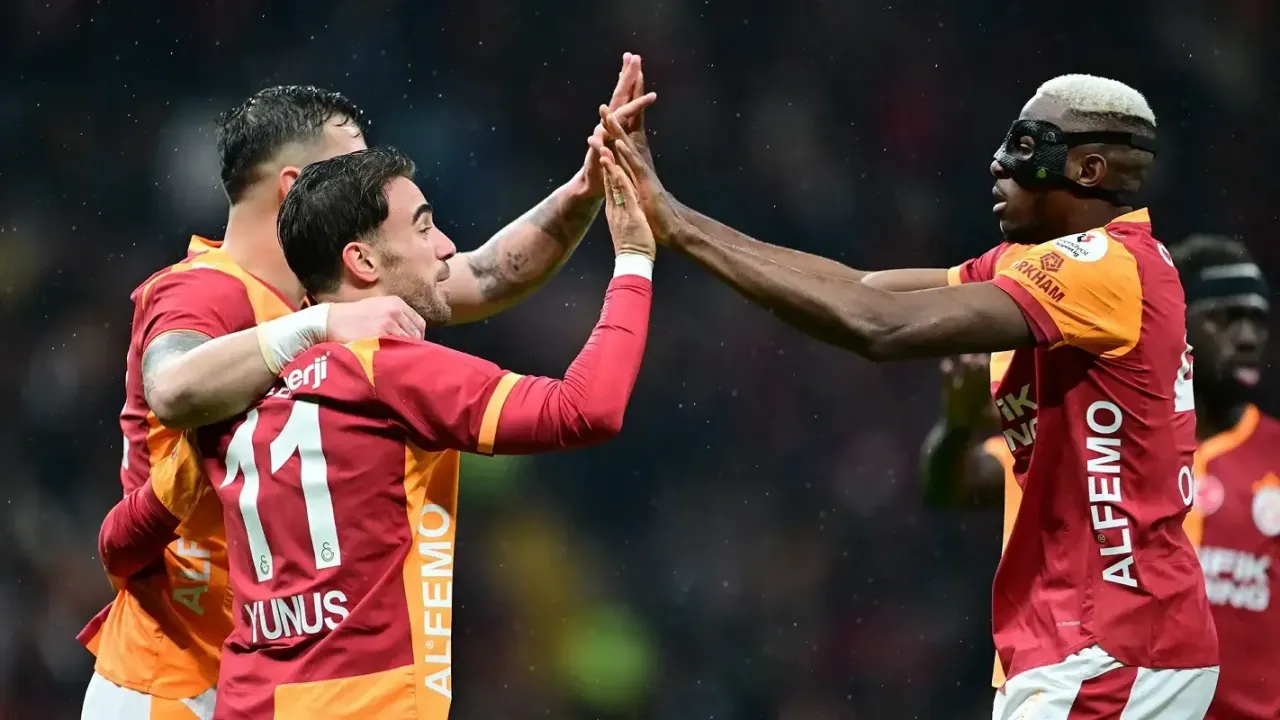 Rams Park’ta Tarih Yazıldı! Cimbom İtalyan Devini Ezdi Geçti