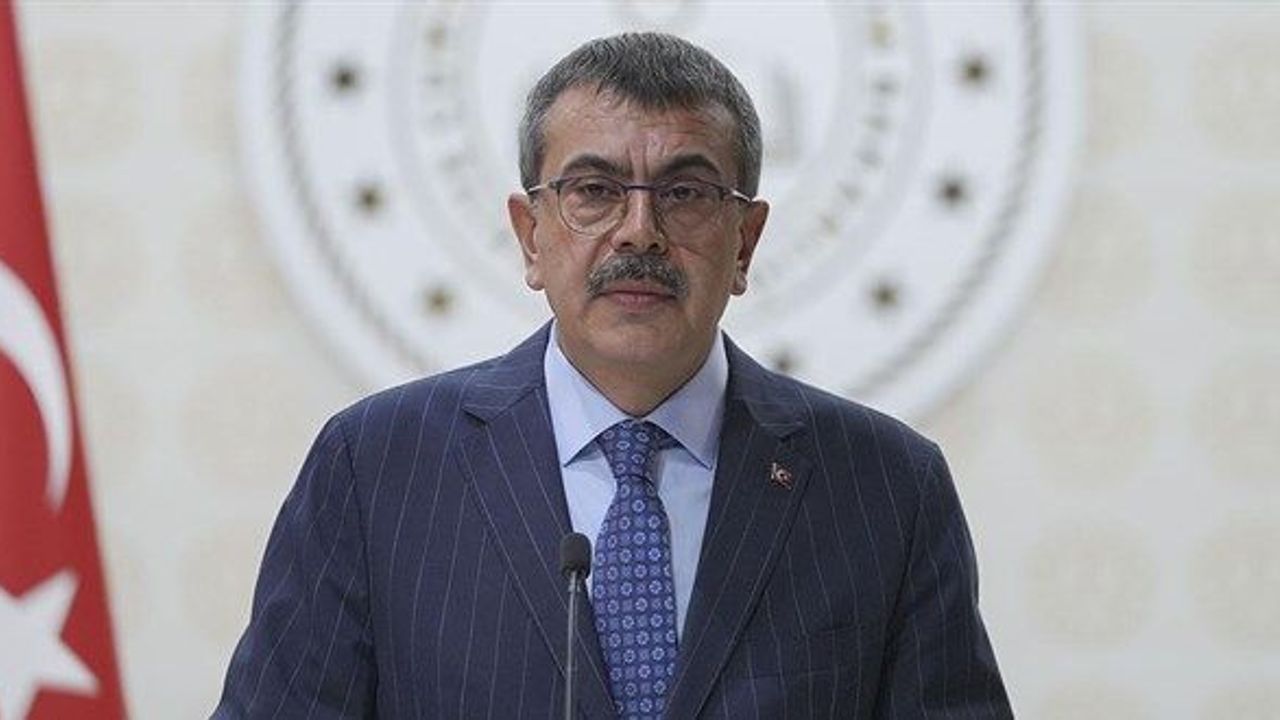 Bakan Yusuf Tekin’den Öğretmenlere Ara Tatil Seminerleri Açıklaması