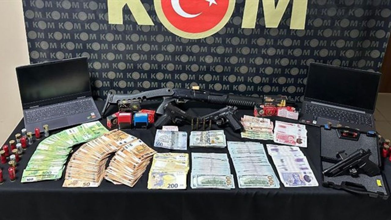 Hatay merkezli rüşvet ve kaçakçılık operasyonu: 26 zanlı tutuklandı