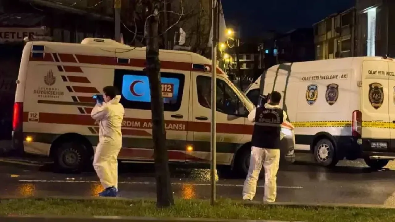 Arnavutköy’de dehşet: Eşini çocuklarının gözü önünde bıçaklayarak öldürdü