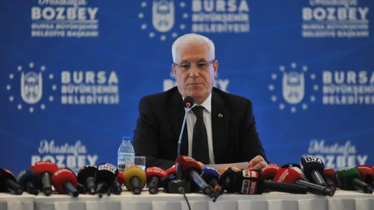Bursa Büyükşehir Belediye Başkanı Mustafa Bozbey gözaltına alındı