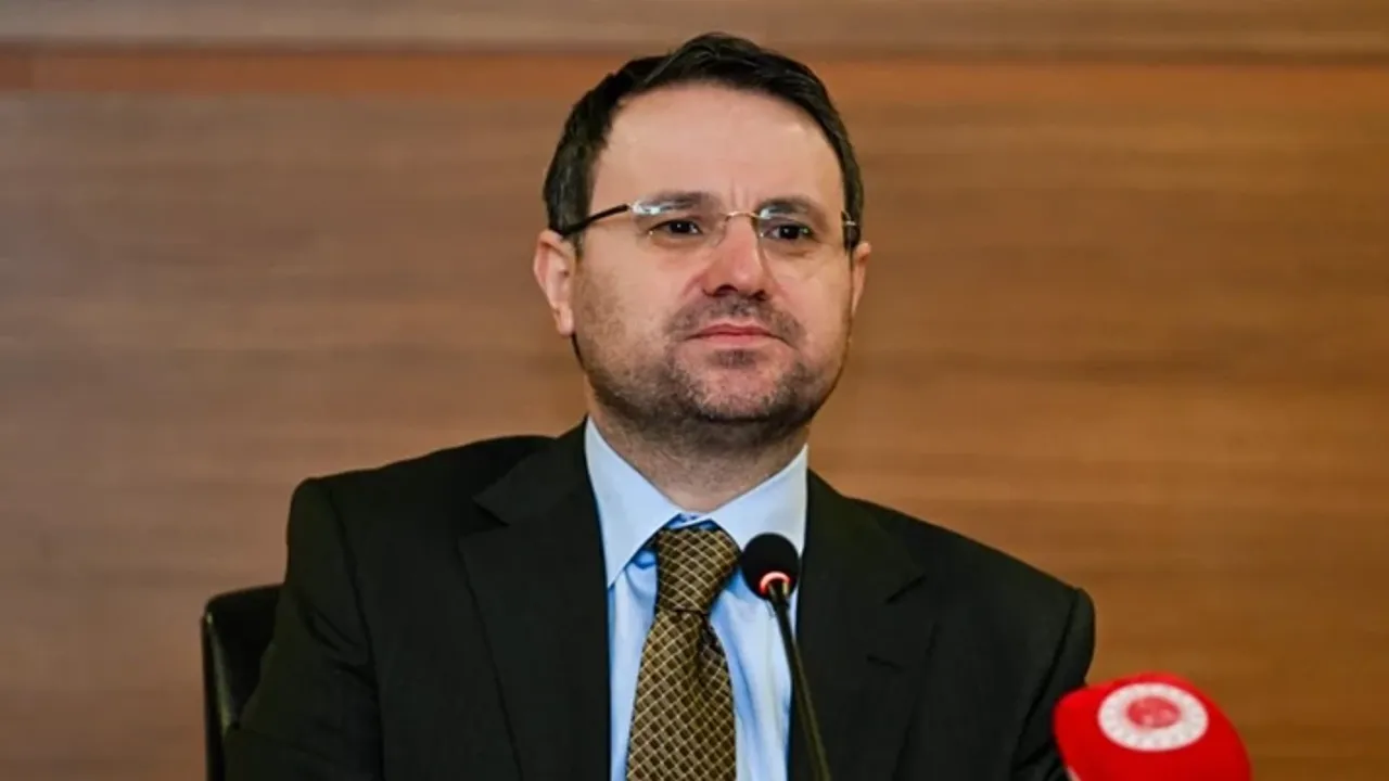 Akın Gürlek, Özgür Özel’e neden yanıt vermediğini açıkladı