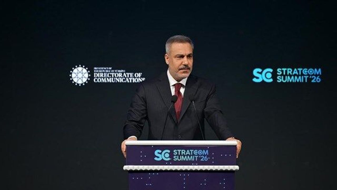 Bakan Hakan Fidan’dan Sert Mesaj: “Bu Savaşın Bedelini Tüm Dünya Ödüyor”