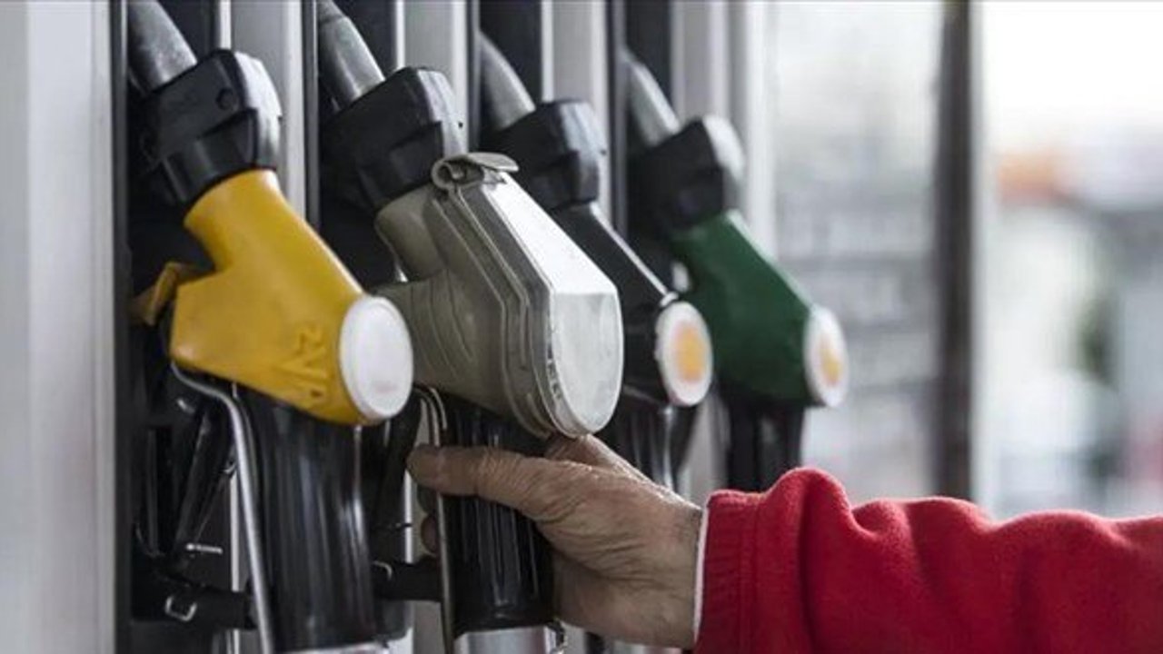 Benzin ve Motorine Zam Kesinleşti: Fiyatlar Yeniden Yükseldi