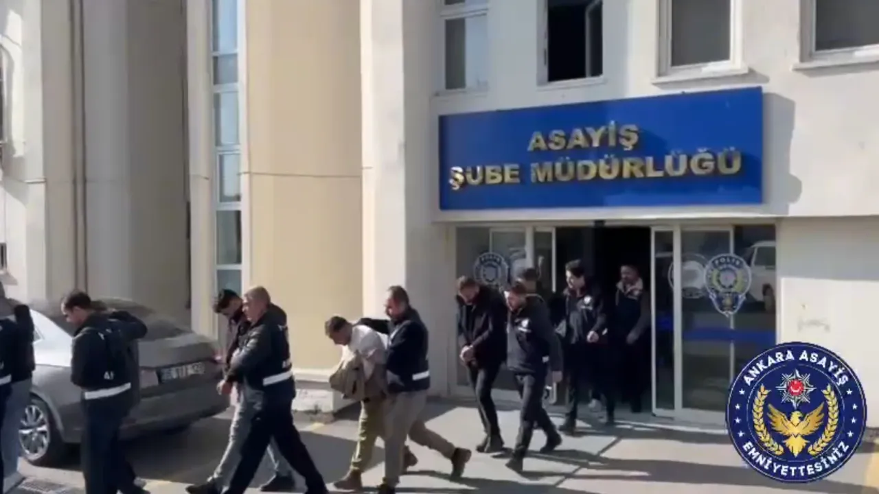 Borsada 1,3 Milyarlık Vurgun! Dolandırıcılık Çetesine Dev Operasyon