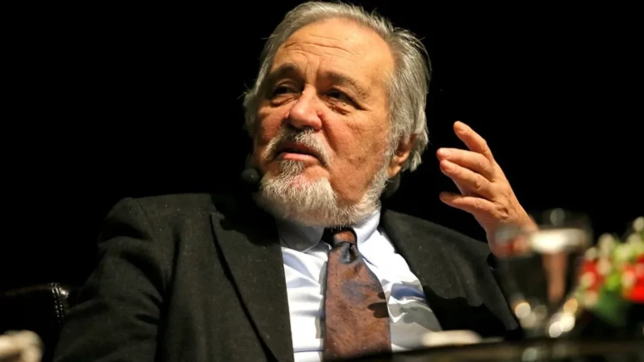 Ünlü tarihçi İlber Ortaylı'ya vefa: İsmi o caddeye verildi