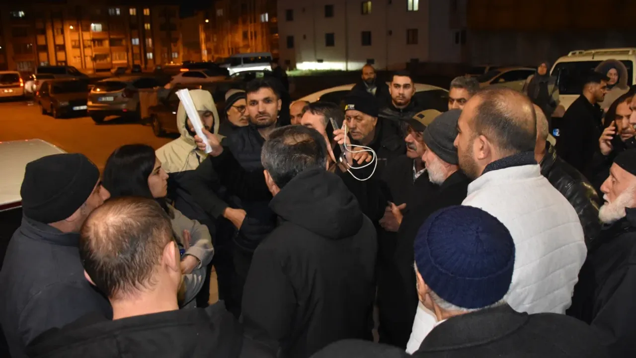 Sivas’ta umre dolandırıcılığı! 125 kişi soluğu karakolda aldı