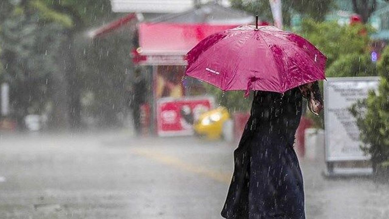 Meteoroloji’den “Kesintisiz Yağış” Uyarısı: Cuma Günü Yeni Dalga Geliyor