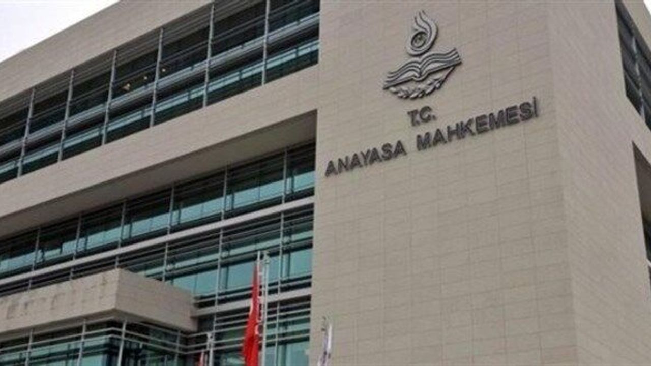 Resmi Gazete’de Yayımlandı: 3 Siyasi Parti Hakkında Suç Duyurusu