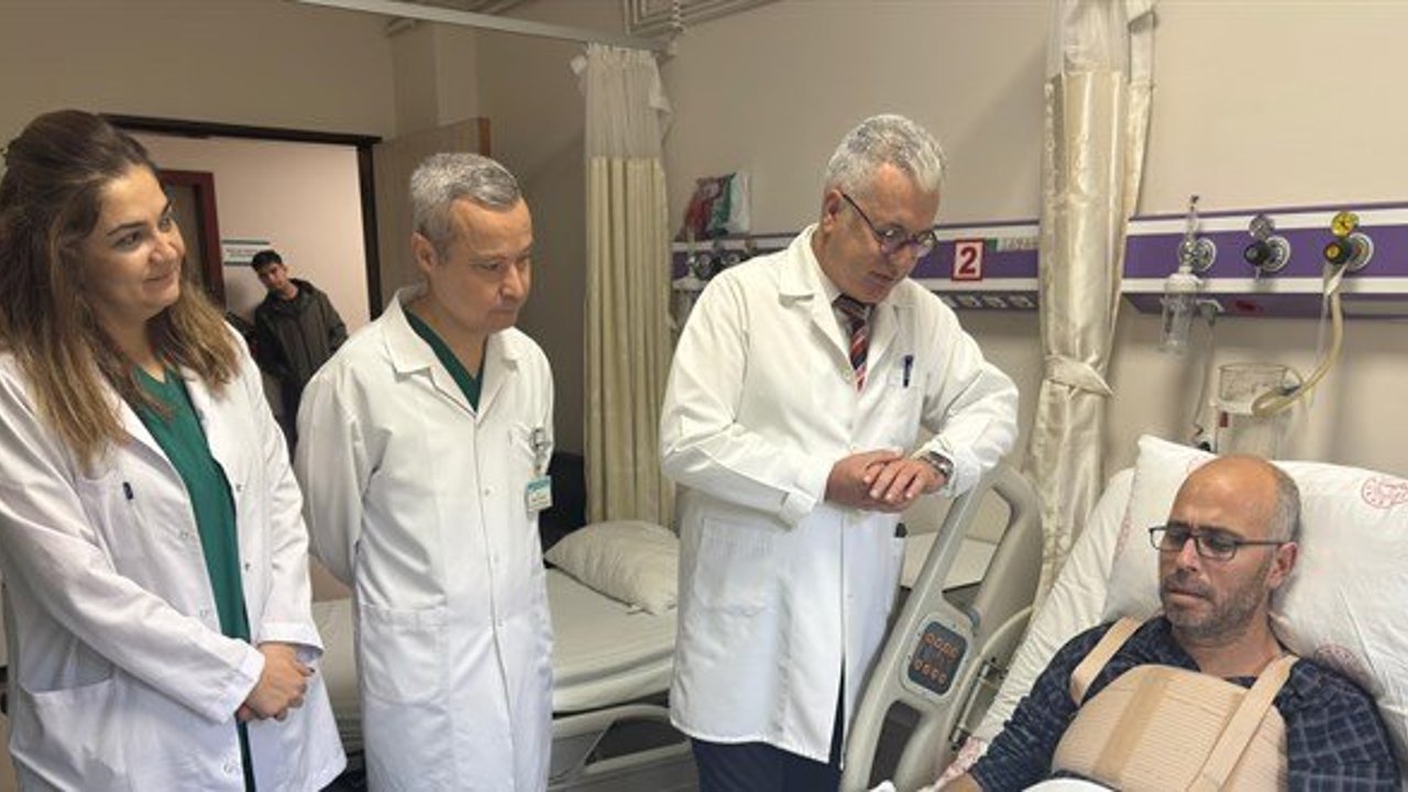 Tıp mucizesi: 20 doktor, 11 saat ve yeniden atan bir kalp