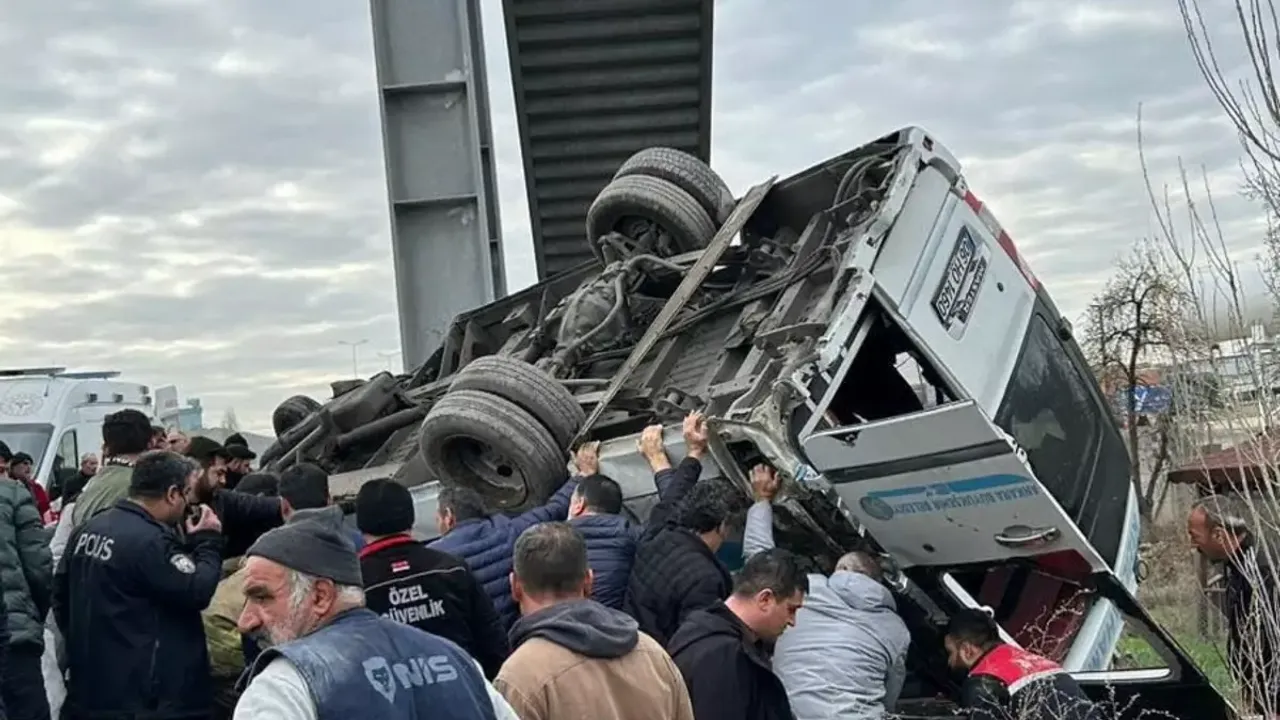 Ankara’da feci otobüs kazası: 4 ölü, çok sayıda yaralı var
