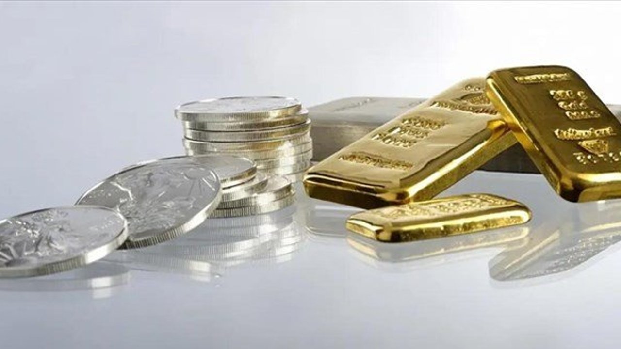 Altın ve Gümüş Baskı Altında: Jeopolitik Gerilim Fiyatları Aşağı Çekti