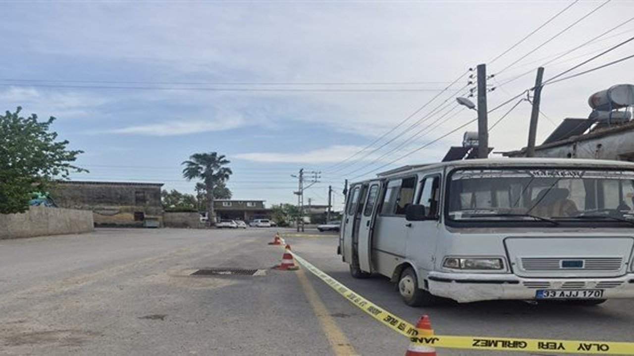 Aracını park etmek isterken 2 yaşındaki oğlunun ölümüne neden oldu