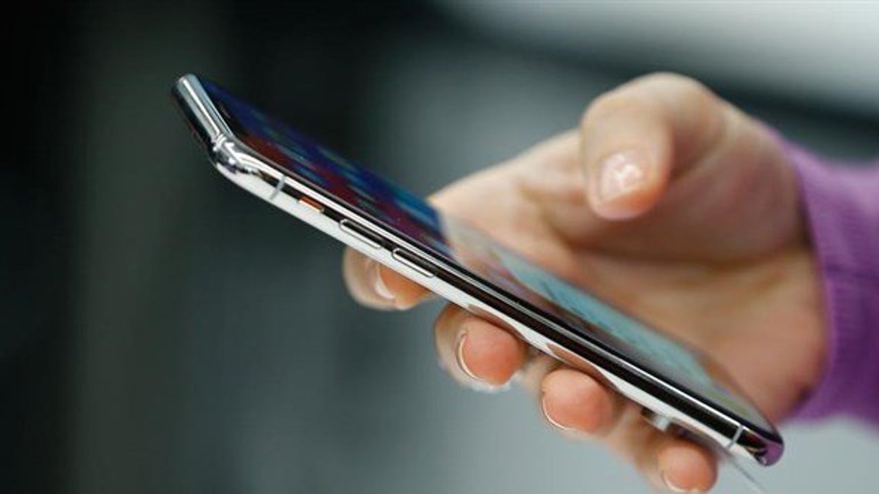 Bu cep telefonları kapatılacak. 54 bin lira ödeme çıkacak