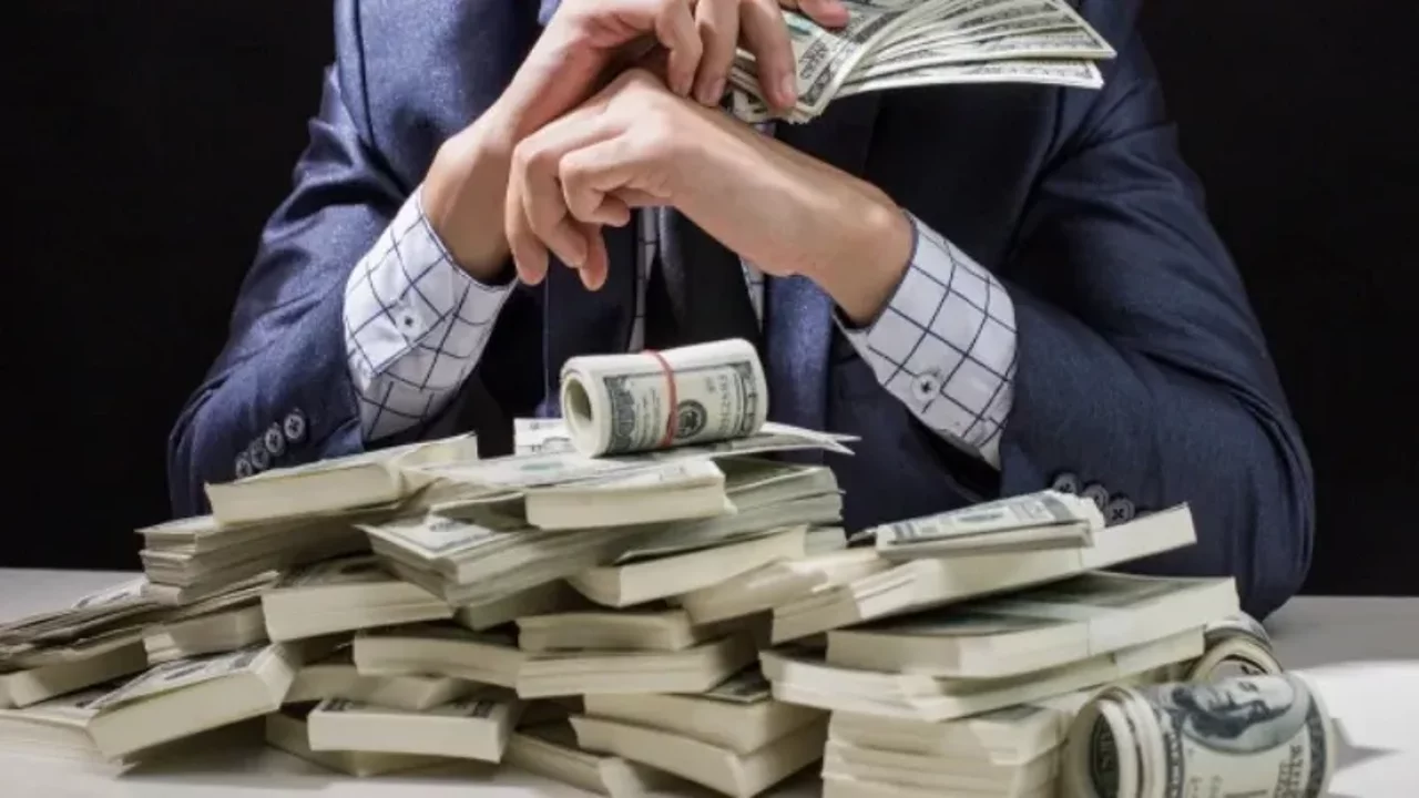 Milyar dolarlık liste güncellendi! Listede sürpriz var: İşte Türkiye’nin en zengin 10 ismi