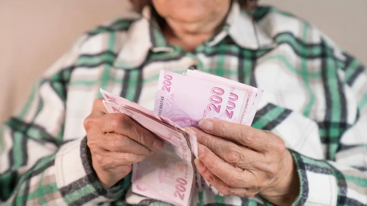 Temmuz Zammı Şekilleniyor: Emekliler İçin 3 Aylık Fark Ortaya Çıktı