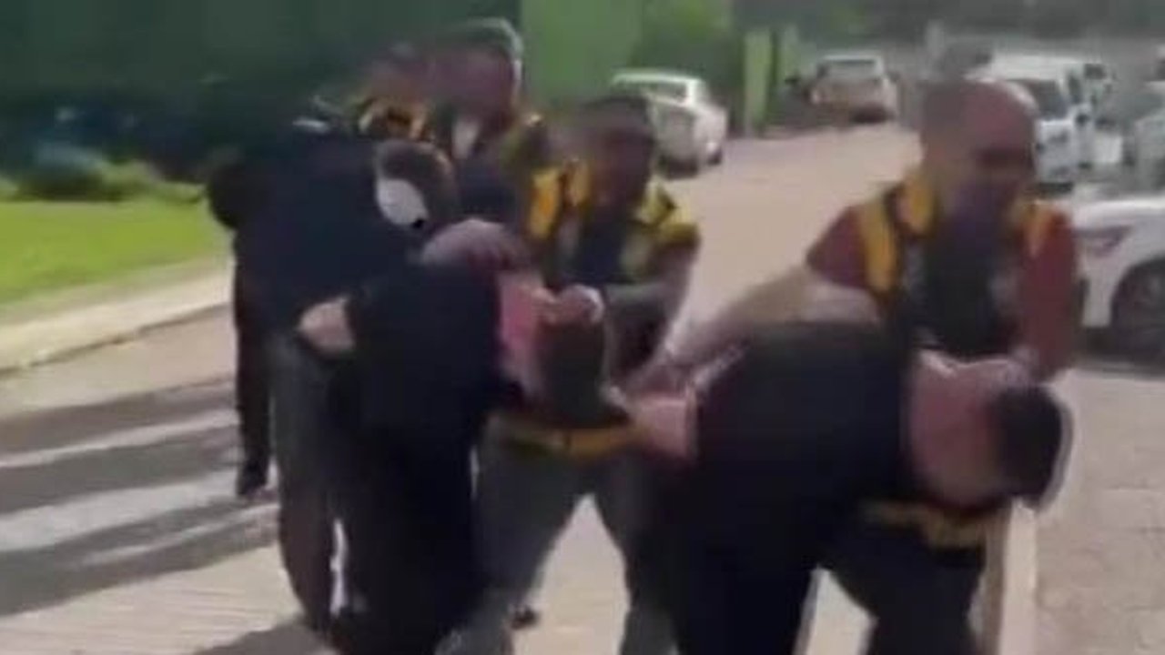 Okul çevresinde silah paniği: 7 şüpheli gözaltında