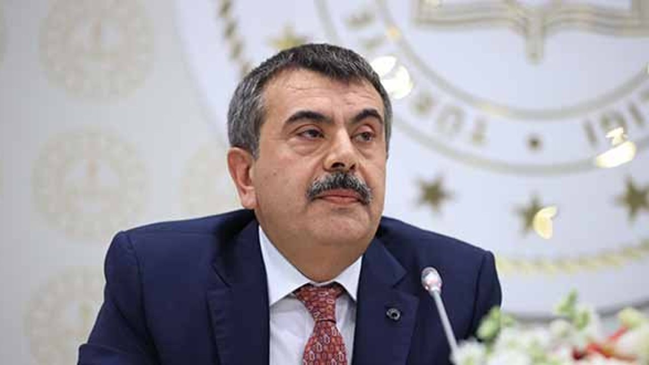 Bakan Tekin: Öğrenciler yeteneklerine göre okul tercih edecek
