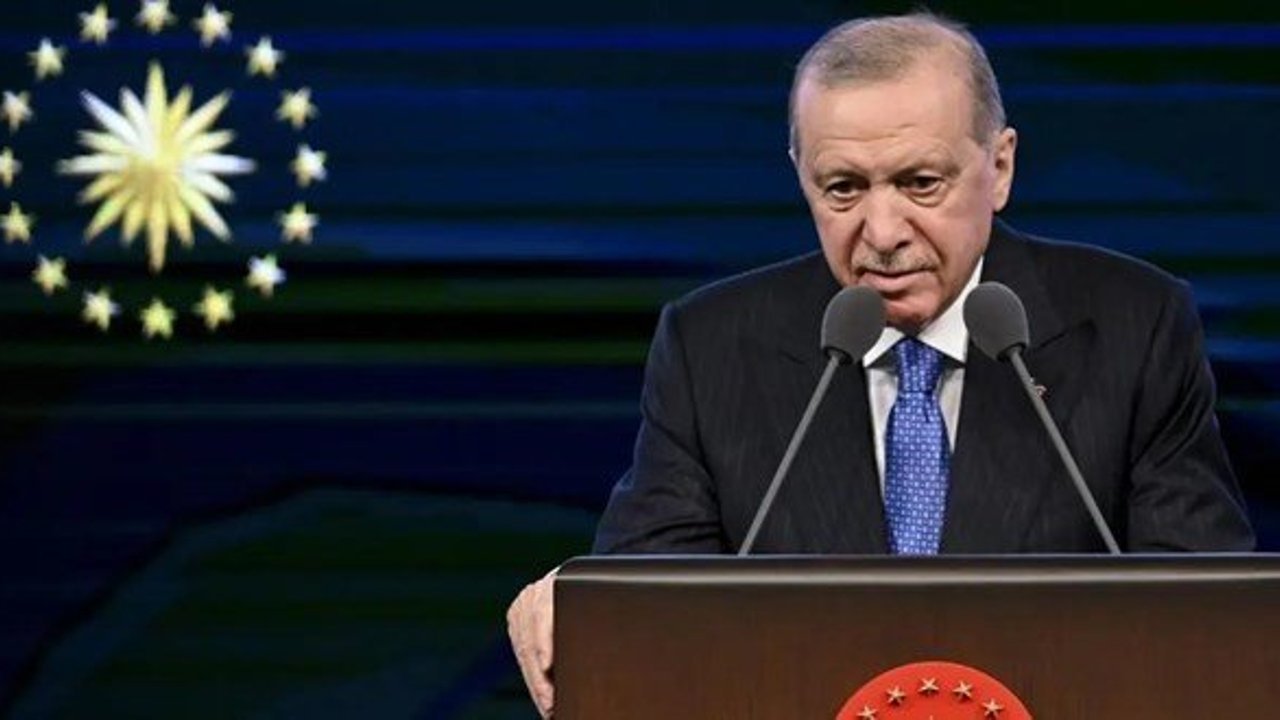 Erdoğan: “Ülkemize göz dikenin bileğini bükecek güçteyiz”