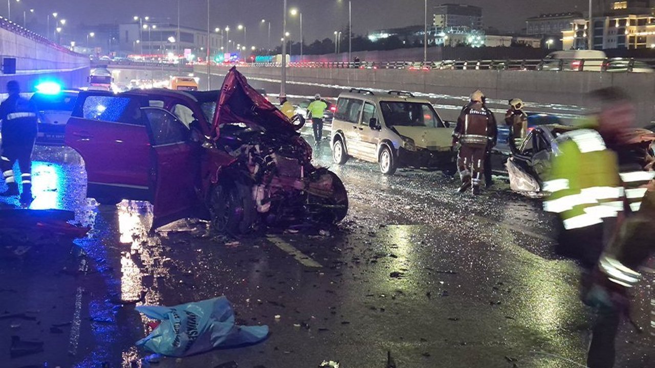 Ankara’da Zincirleme Kaza: 3’ü Ağır 8 Kişi Yaralandı