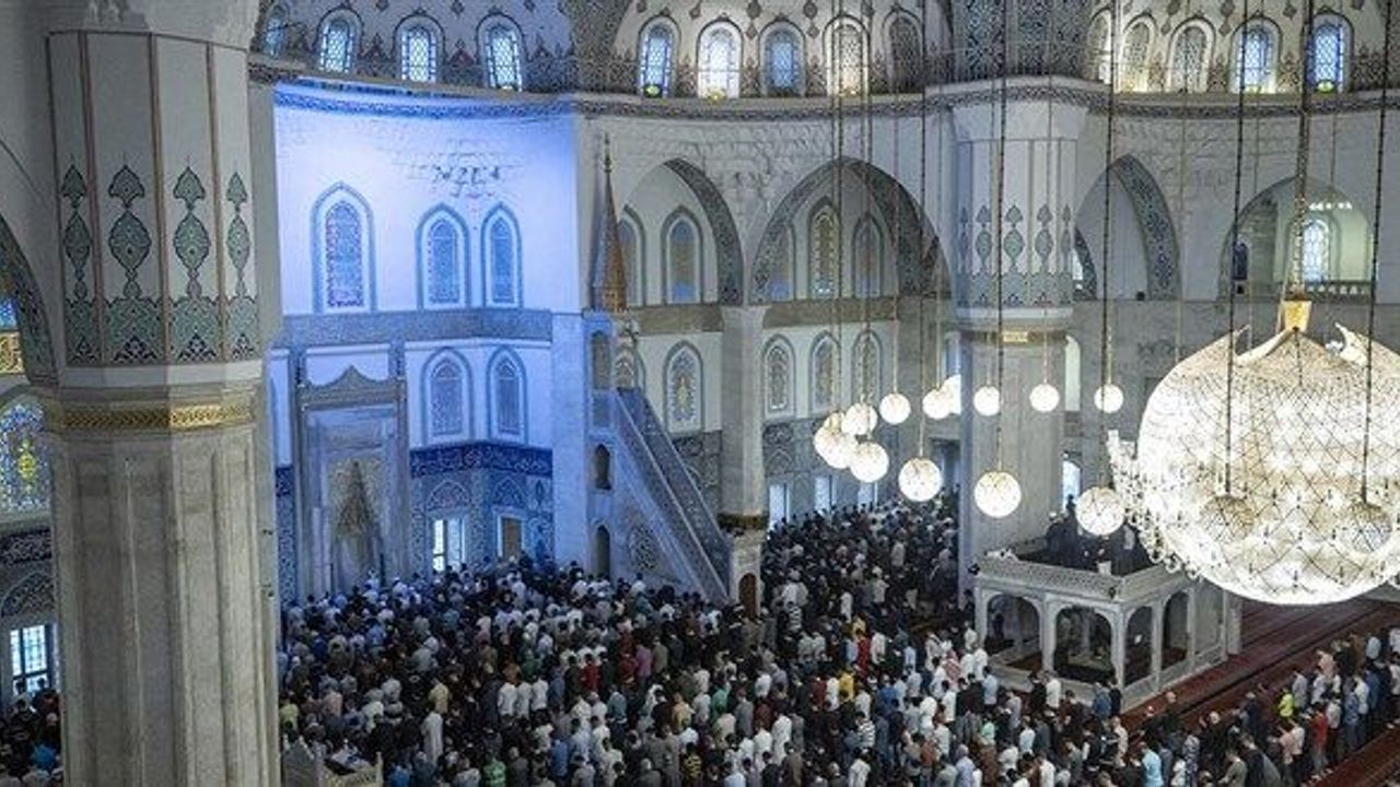 İl il Kurban Bayramı namaz saatleri açıklandı