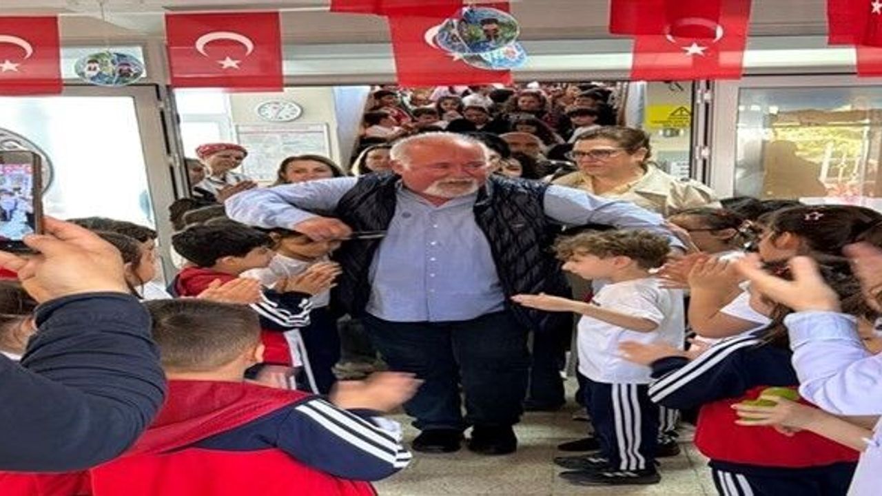 43 yıllık öğretmenden duygulandıran veda