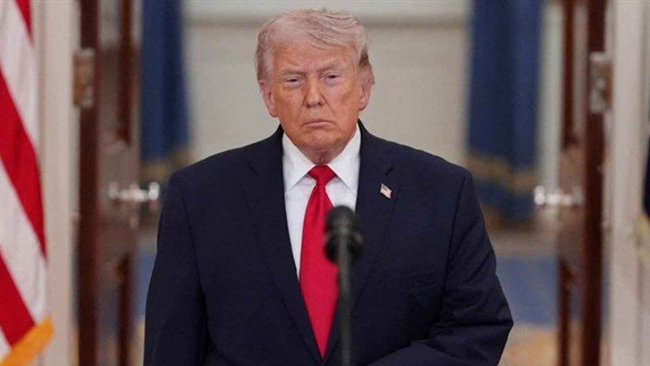 Trump tarihsel olarak en sevilmeyen başkan haline geldi
