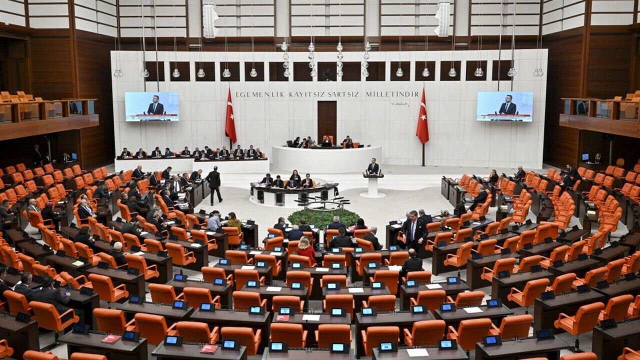 Yeni yargı paketiyle duruşma araları 3 aydan fazla olamayacak