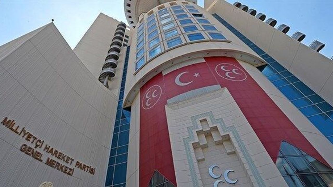 MHP’de teşkilat değişimi: 3 il başkanlığı feshedil